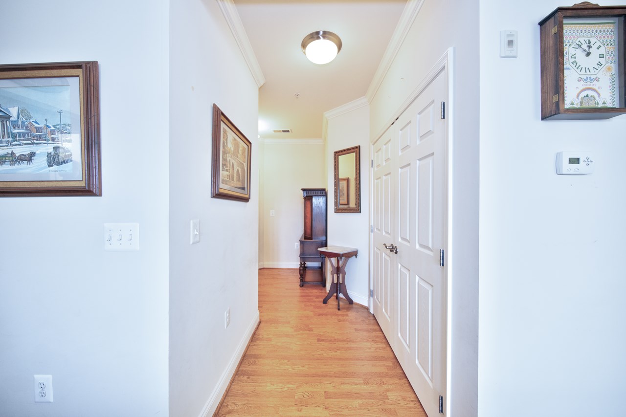entryway / hallway