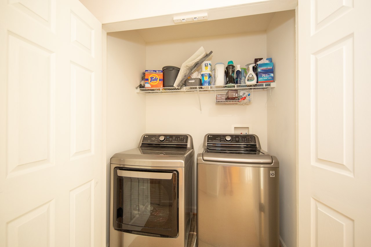 upper level laundry room