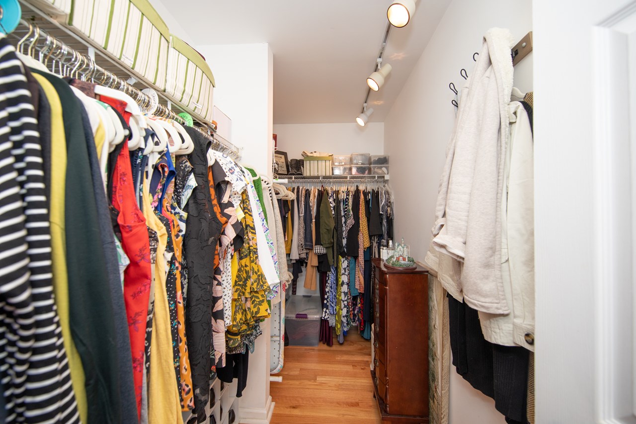 primary bedroom walk in closet