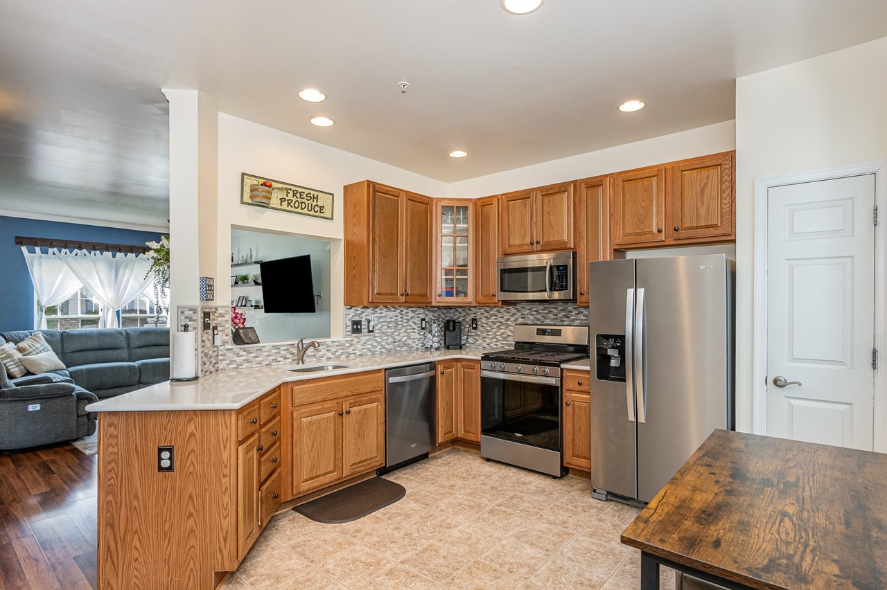 kitchen with all appliances