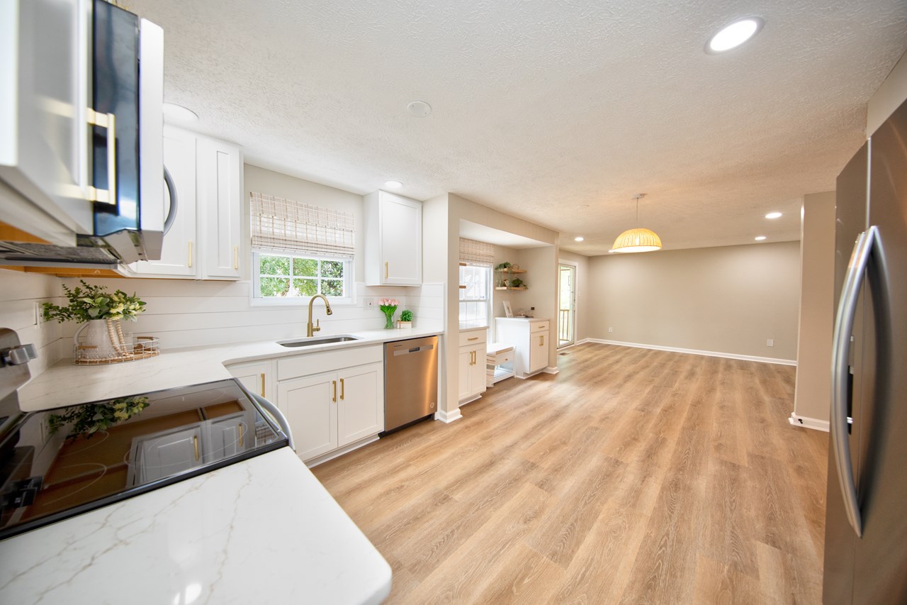 fully updated kitchen