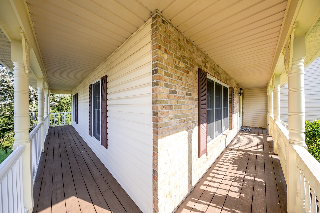wrap around porch