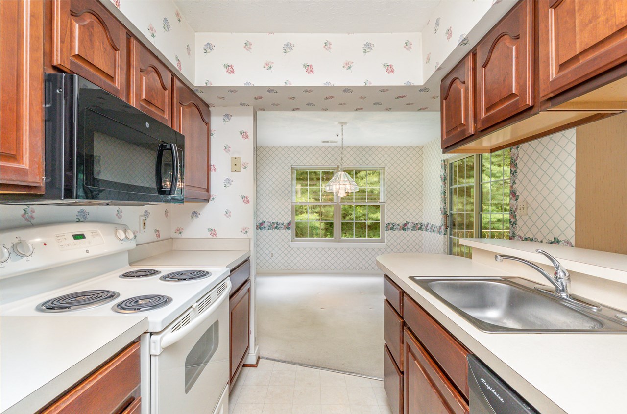 kitchen with all appliances