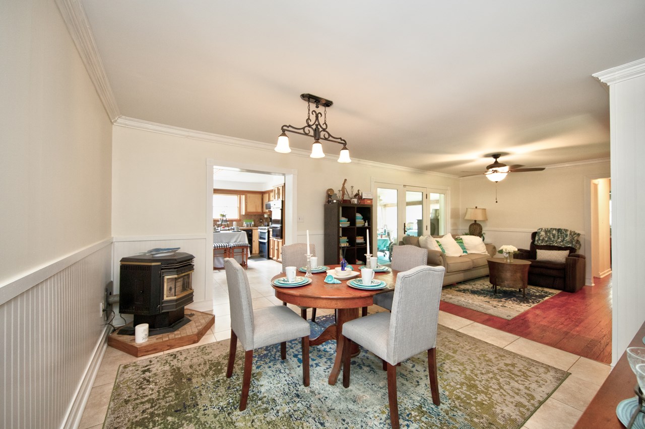 dining room off of kitchen