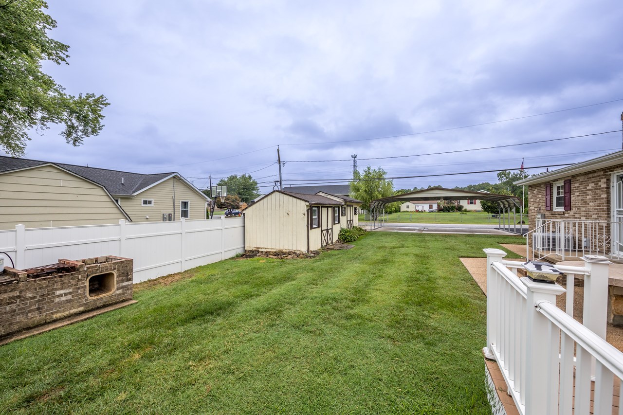 built in grill area on large corner lot