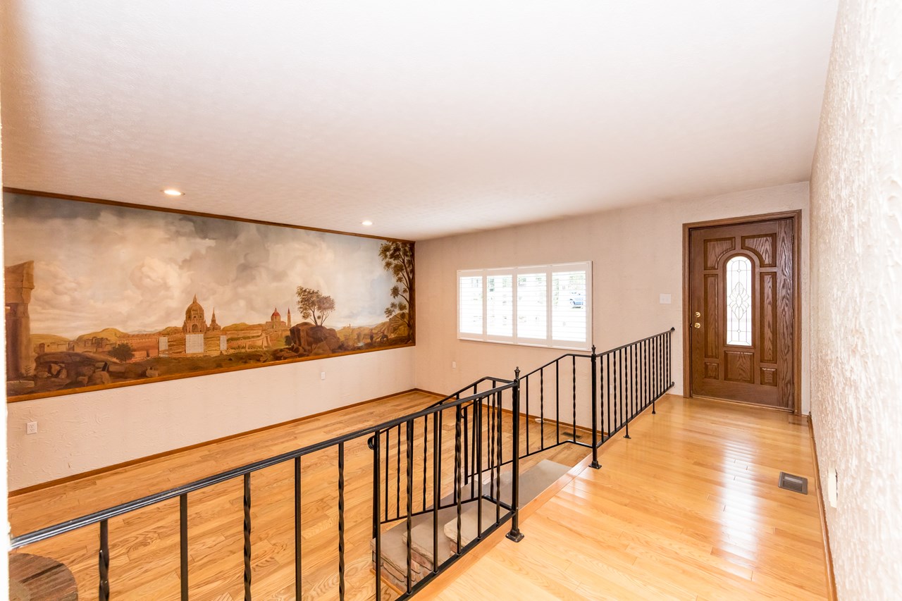 living room with bay window