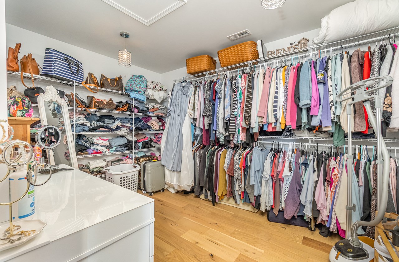 primary walk in closet