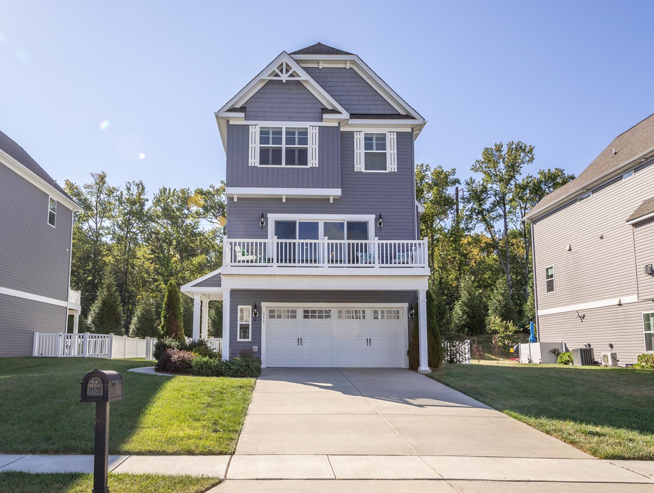 welcome to 353 marina avenue