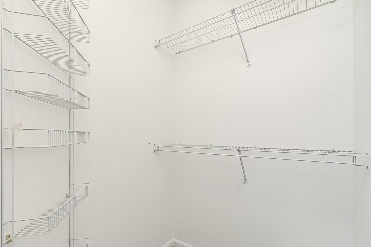 primary bedroom walk in closet