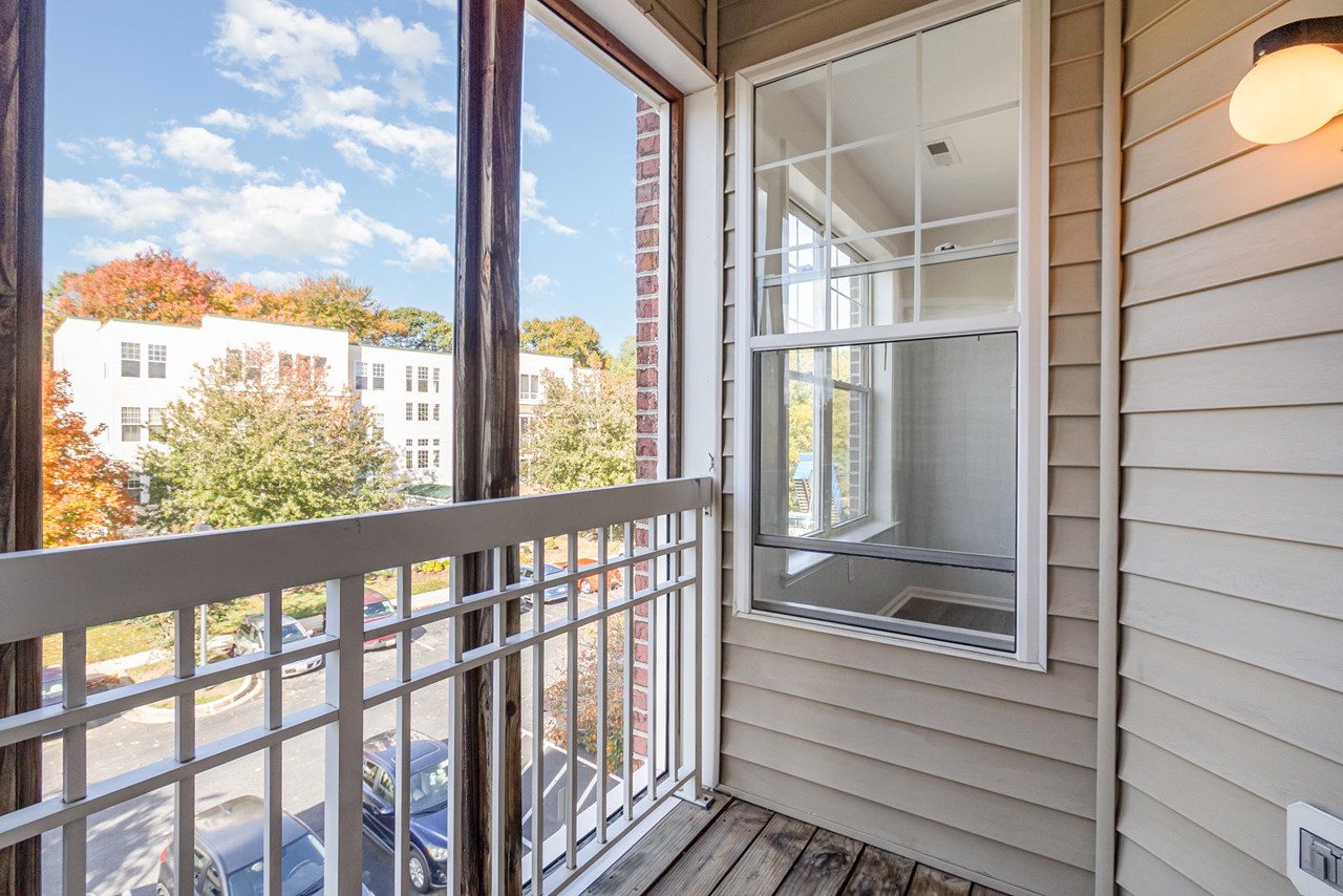 balcony with front view