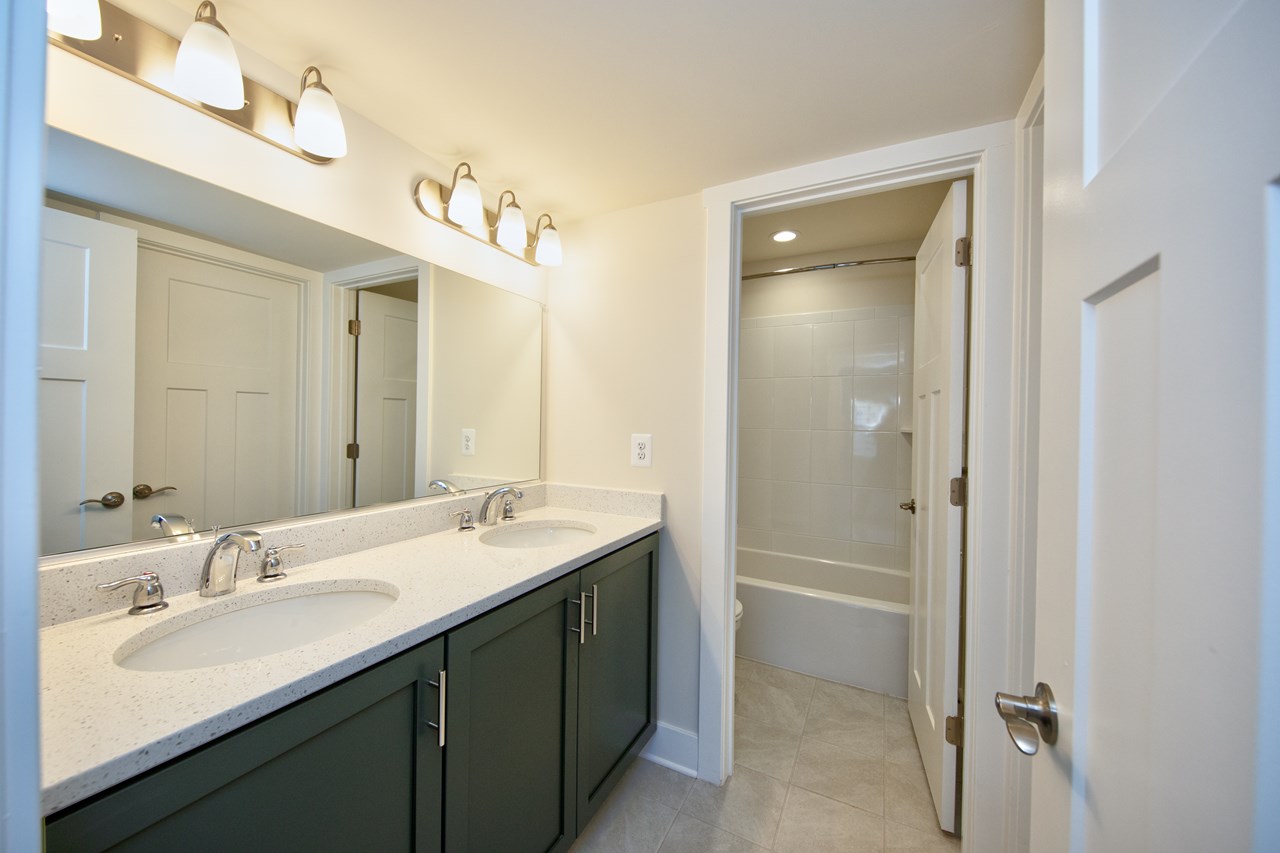 2nd full bathroom off of bedroom #2