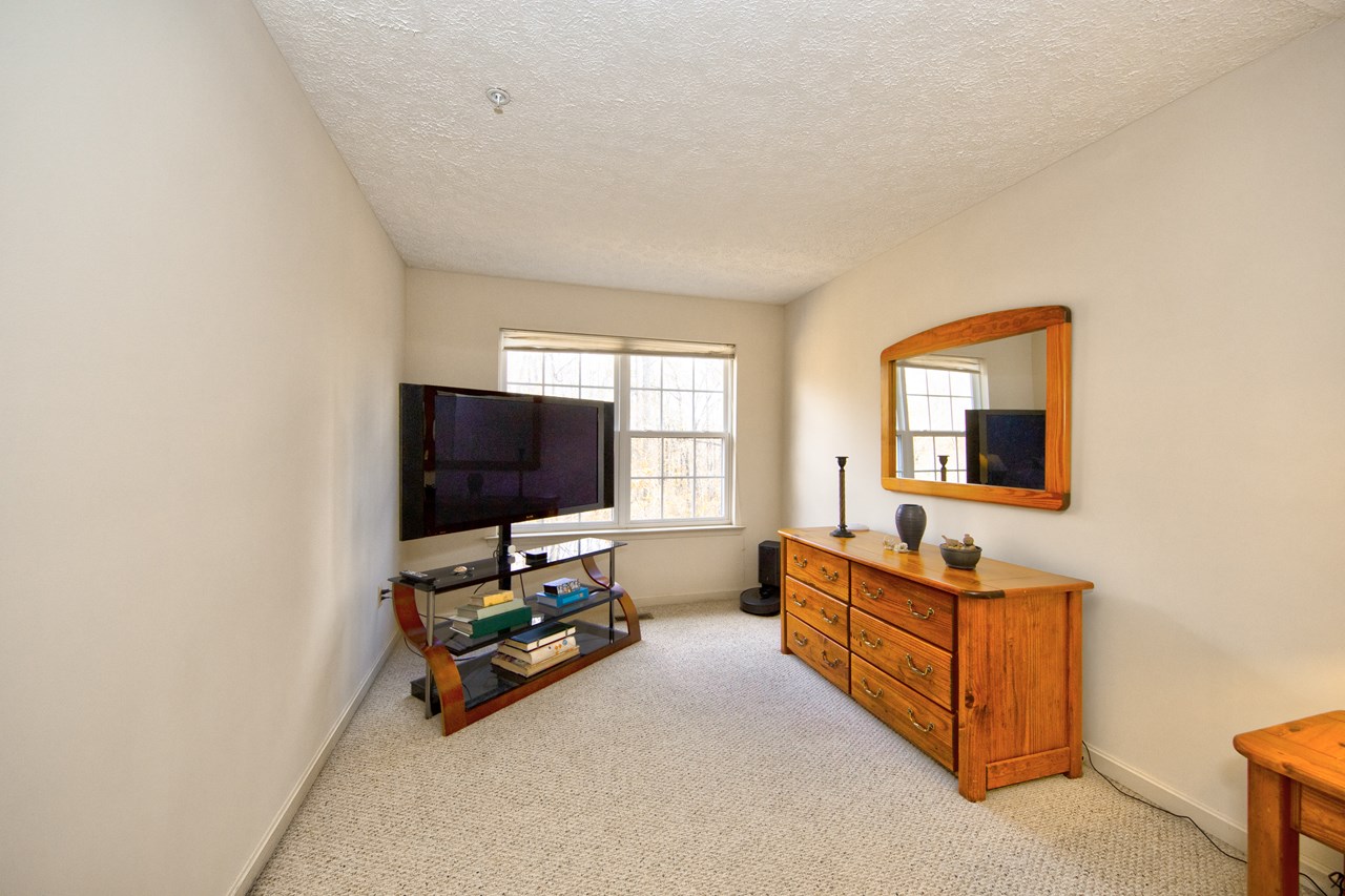 sitting room in primary bedroom