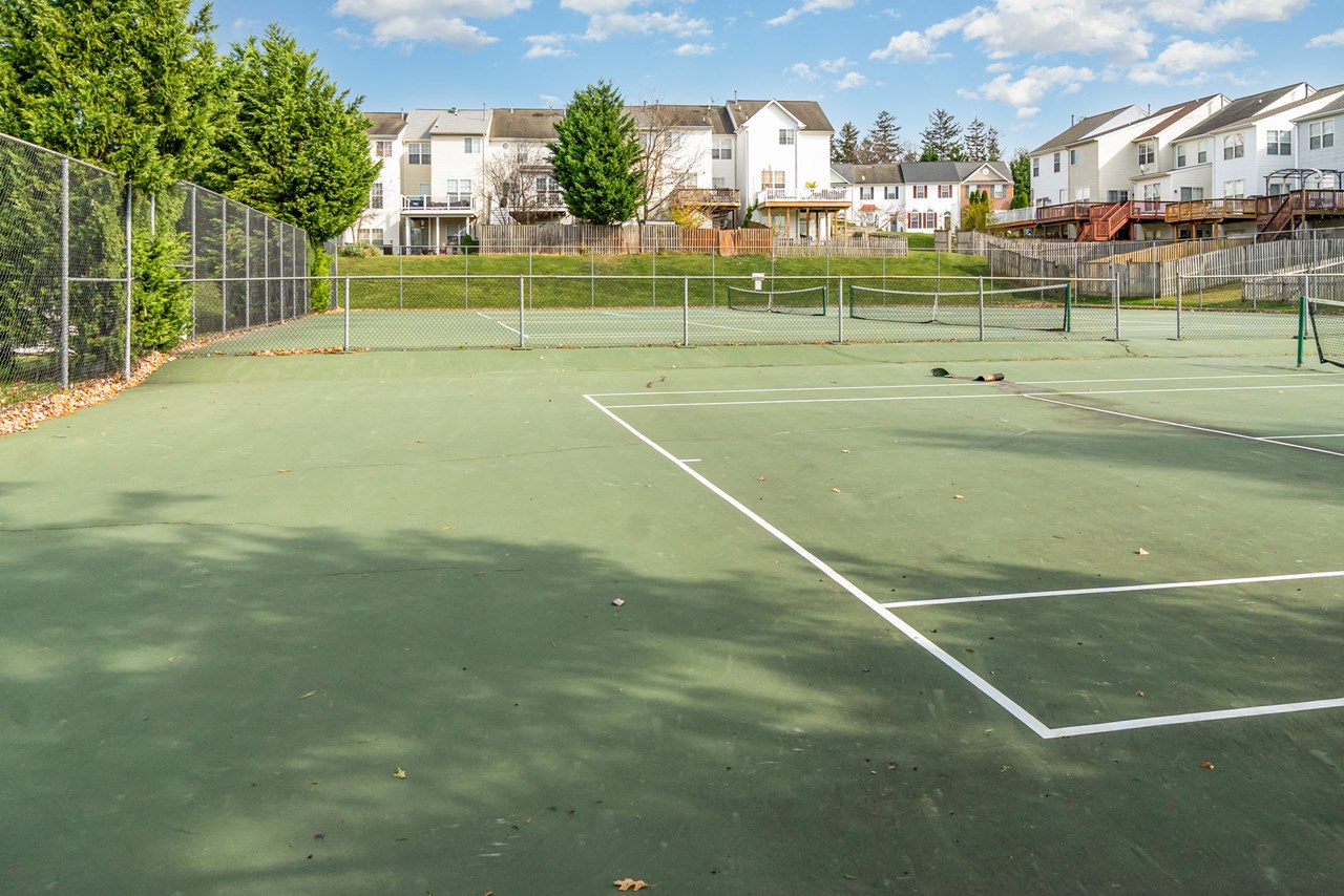 monmouth meadows community tennis courts