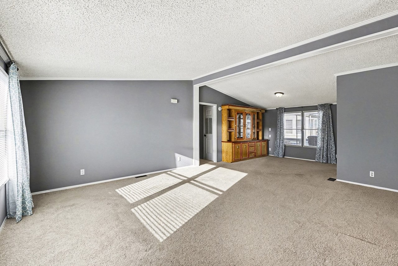 entrance to living room