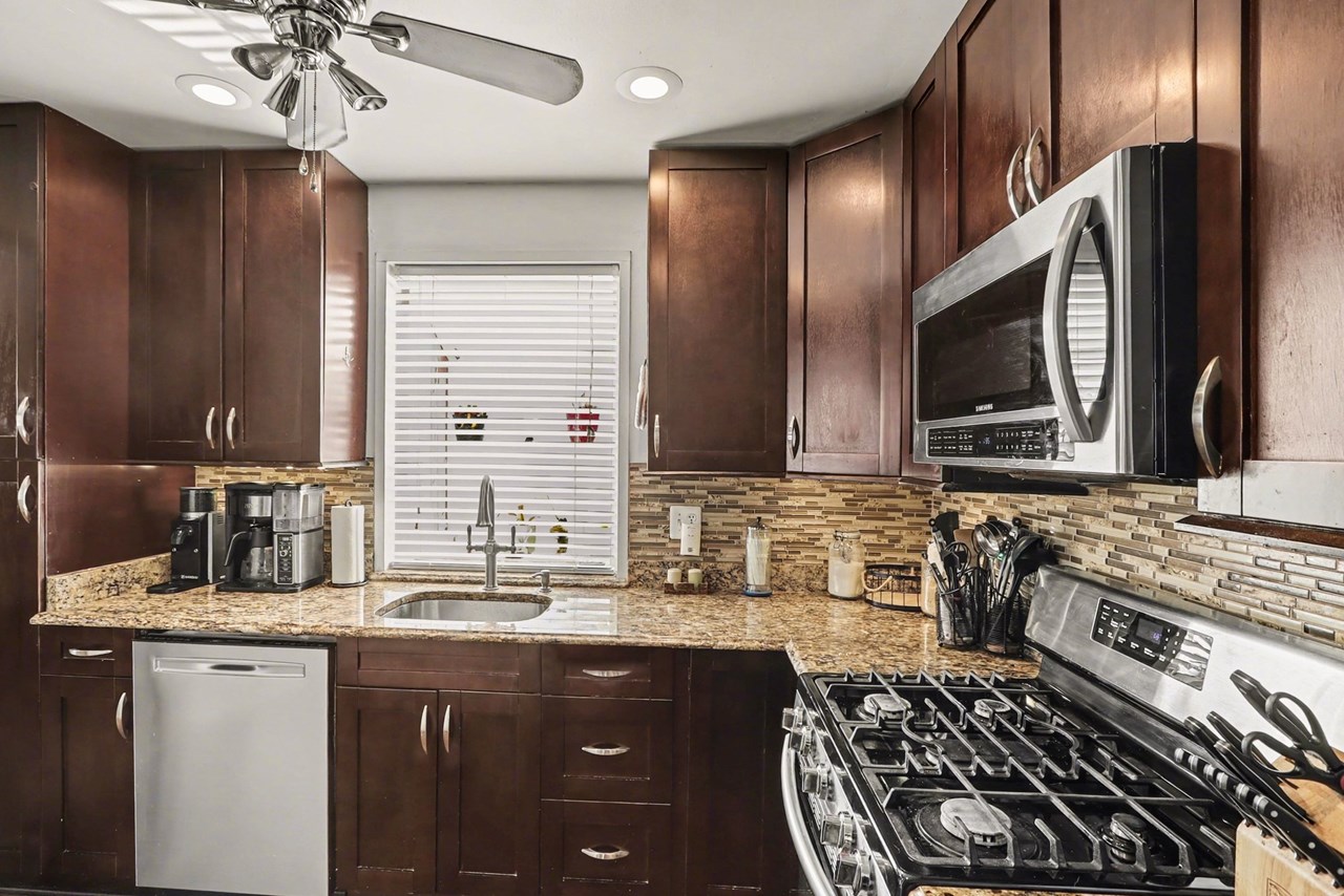 kitchen with all appliances