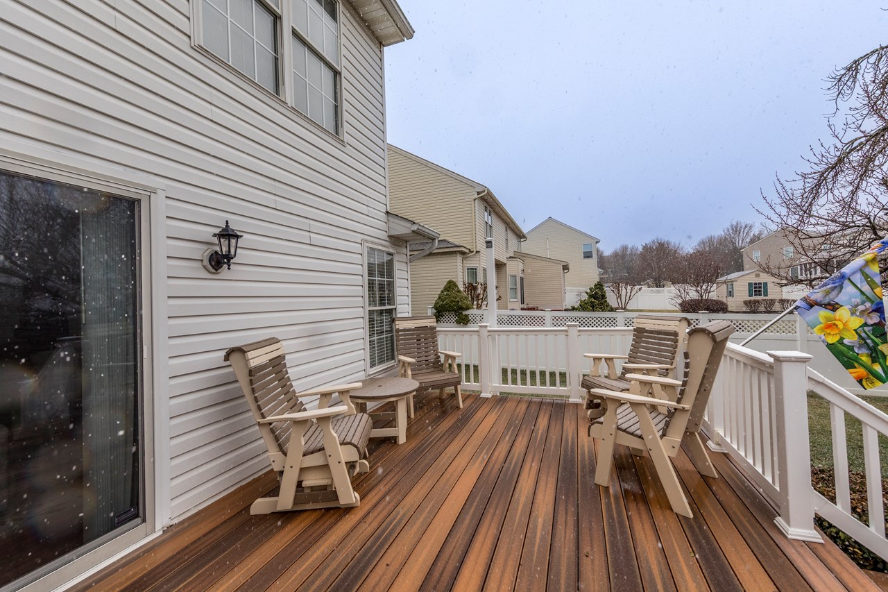 maintentaince free deck