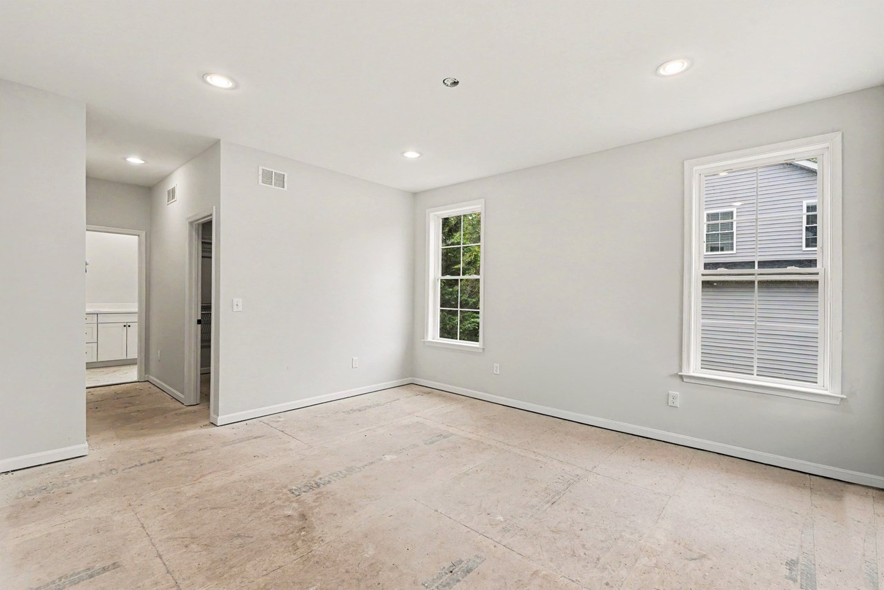 primary bedroom on main level