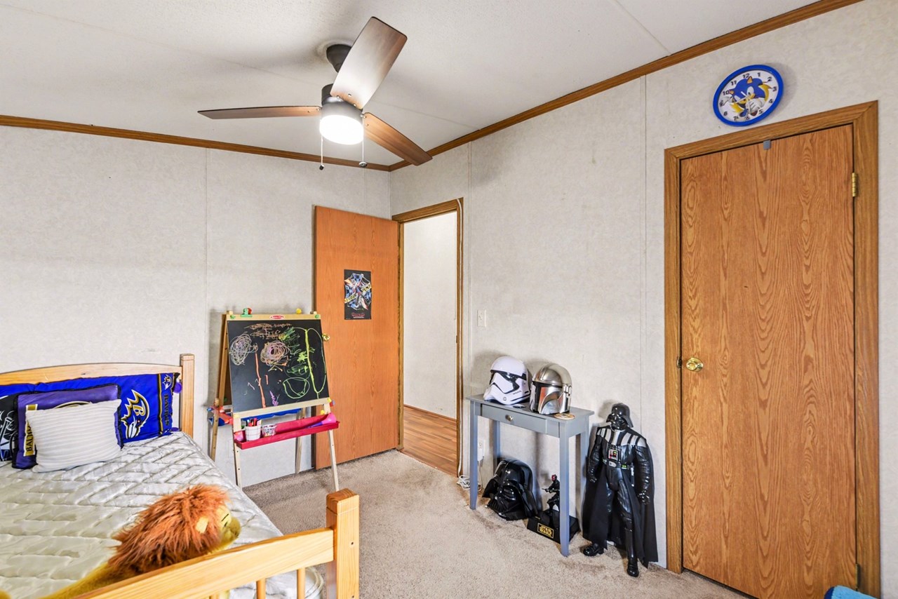 bedroom #2 with ceiling fan