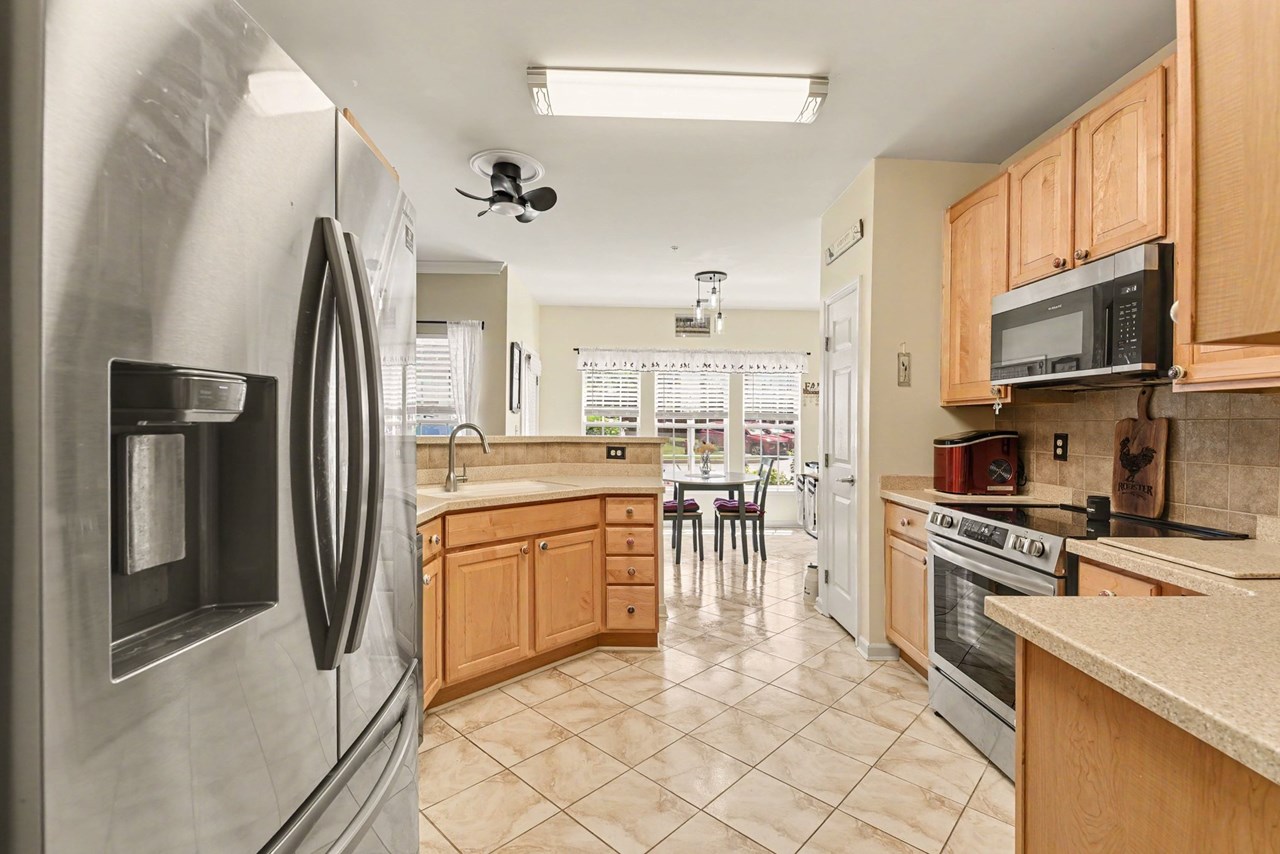 kitchen with all appliances