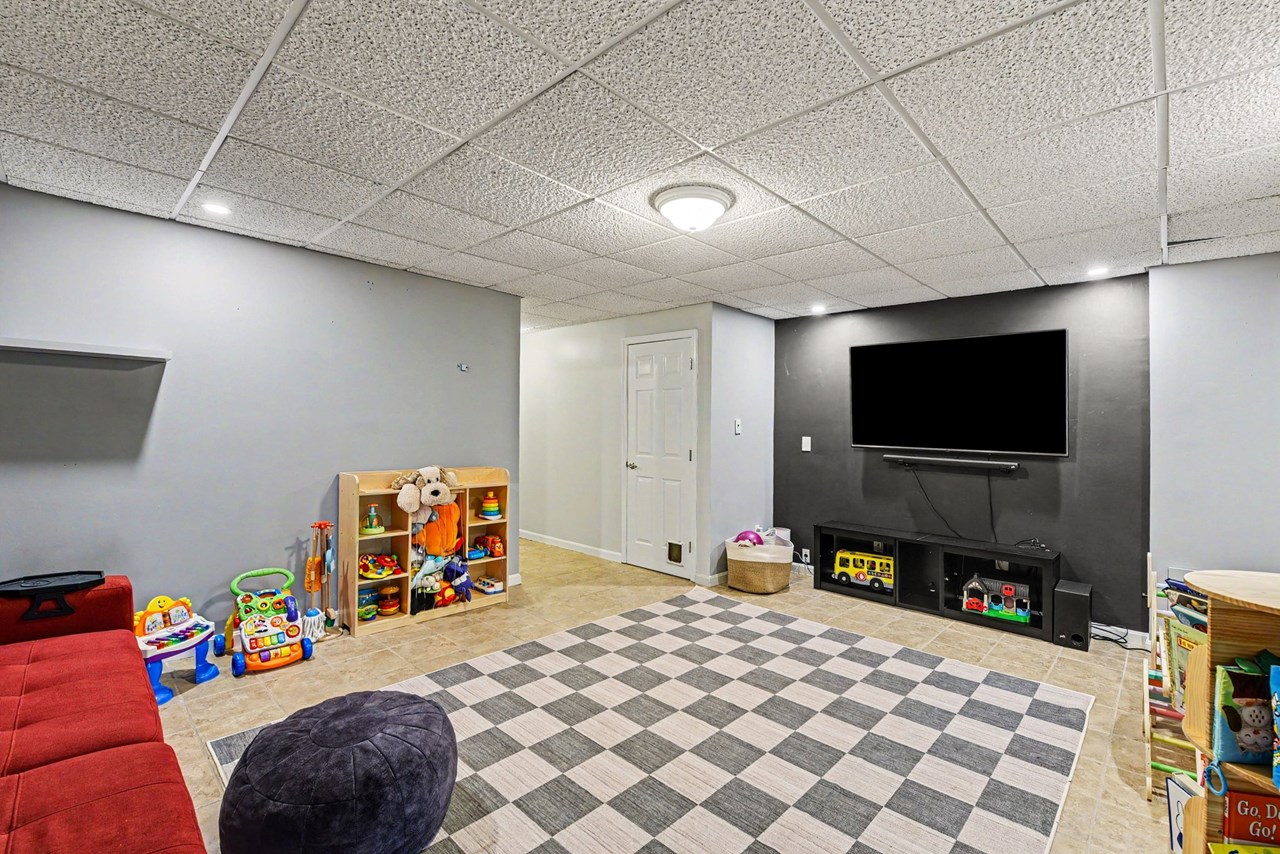 finished lower level rec room