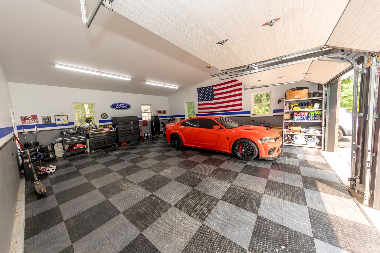 2 car garage