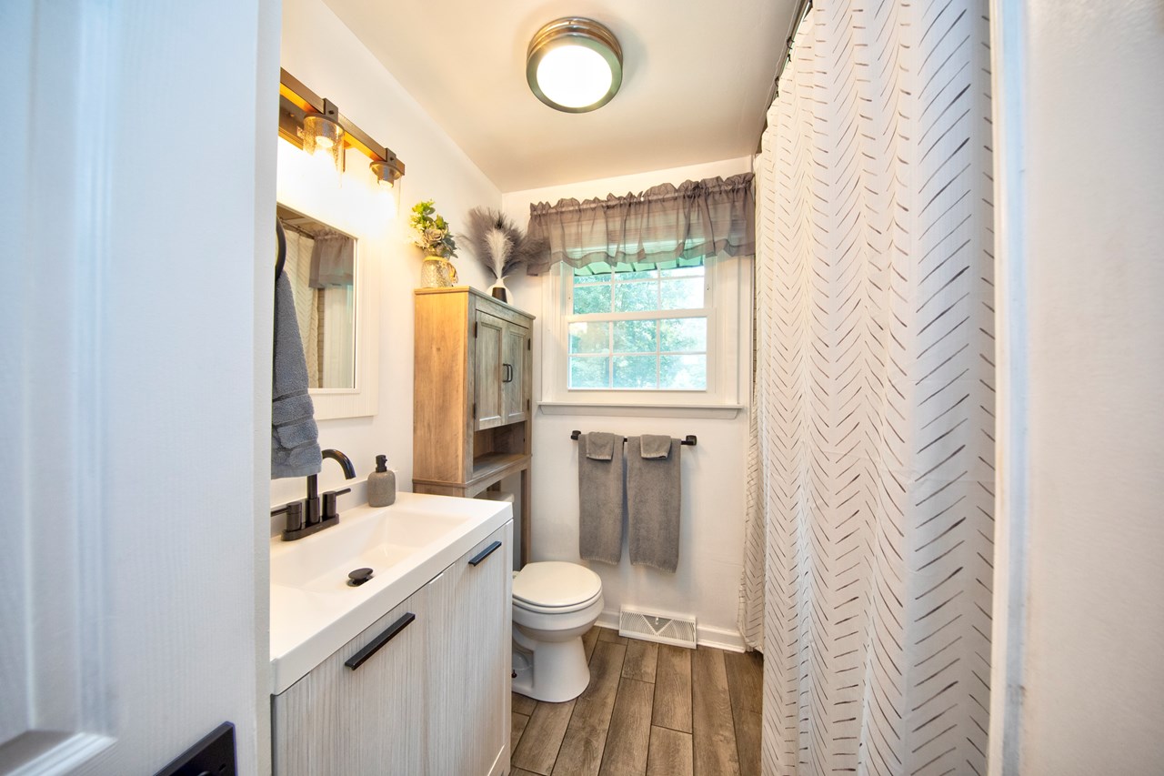 full bathroom on main level