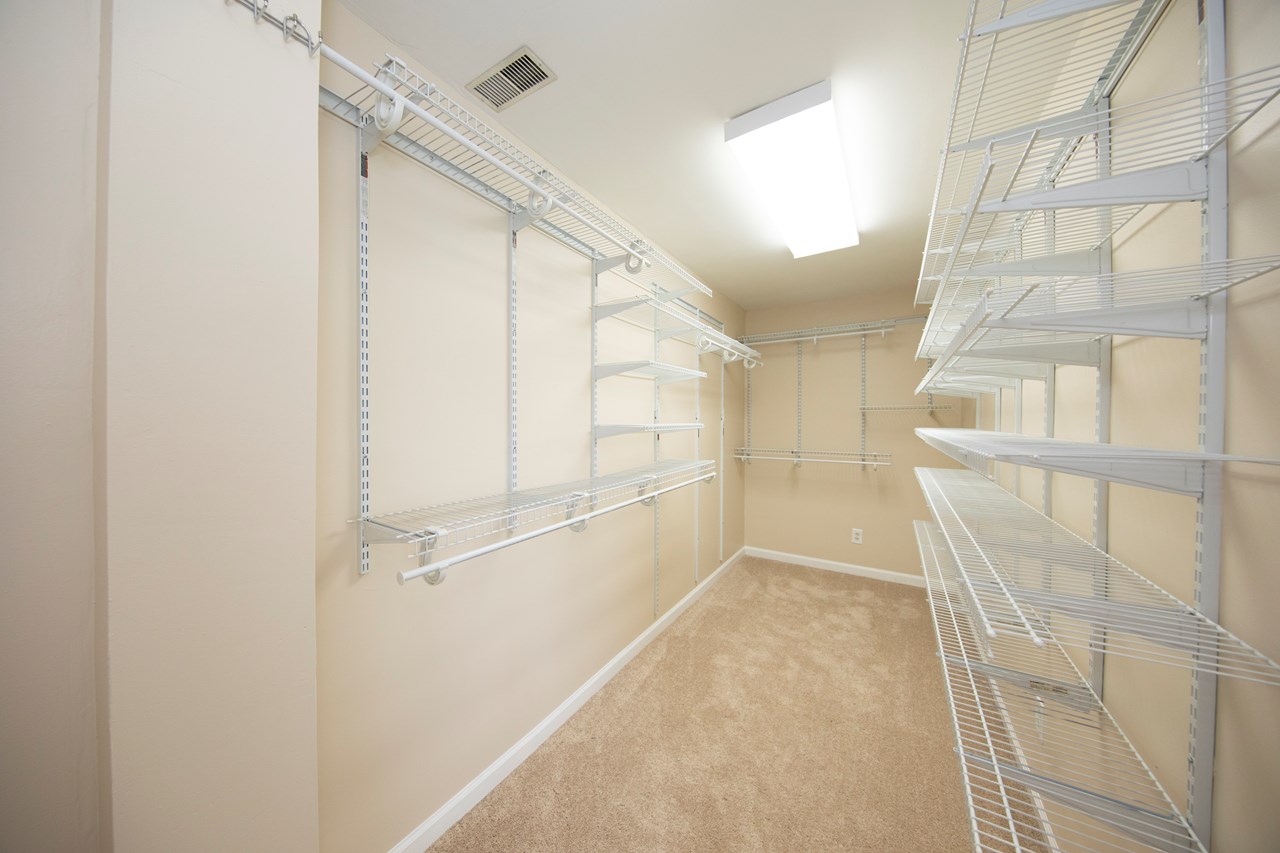 primary bedroom walk in closet