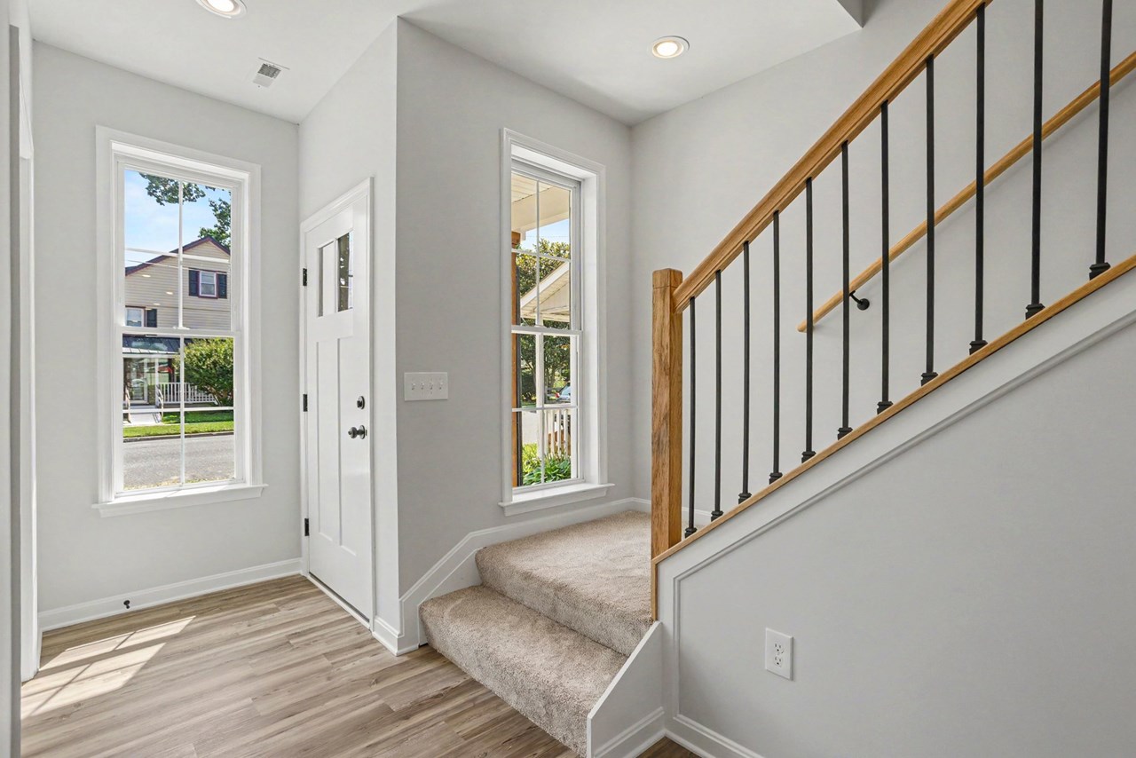 foyer/ entryway