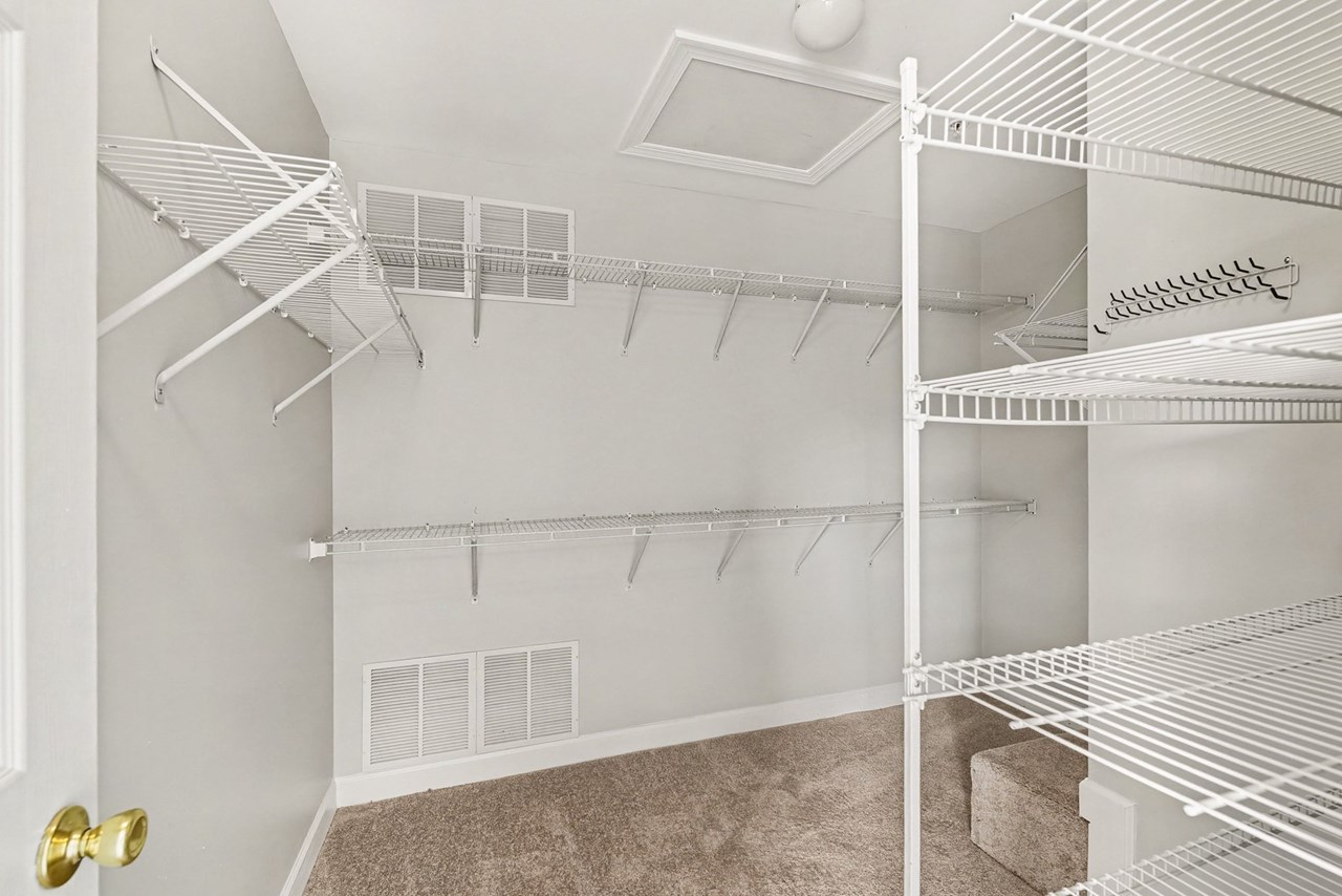 primary bedroom walk in closet