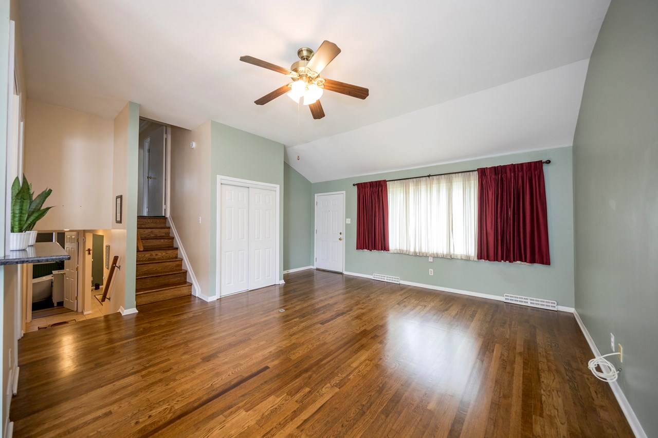 entryway to living room