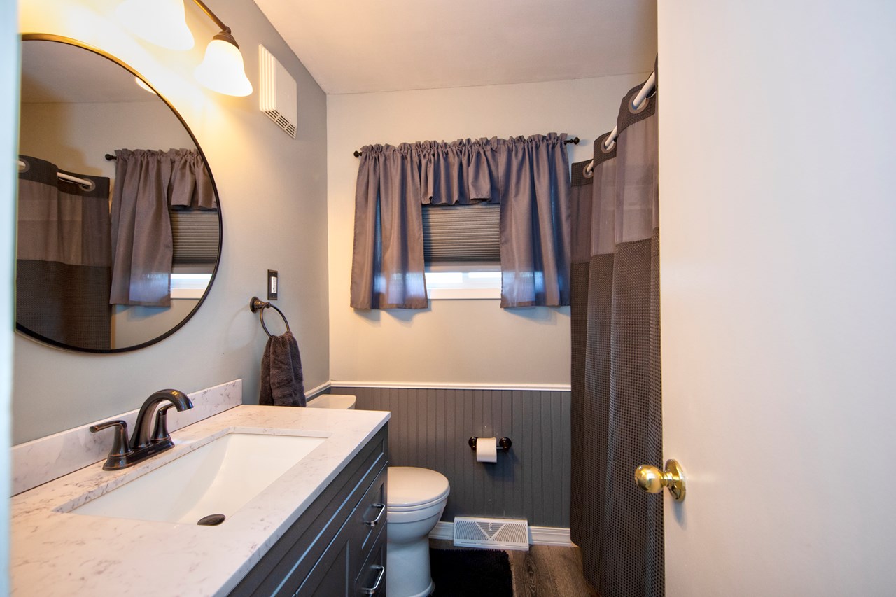 full bath on upper level