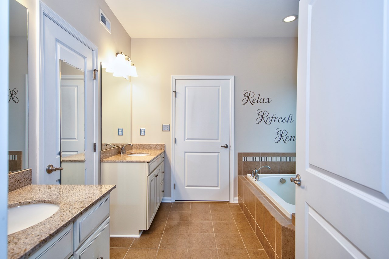primary bathroom w/ double sink